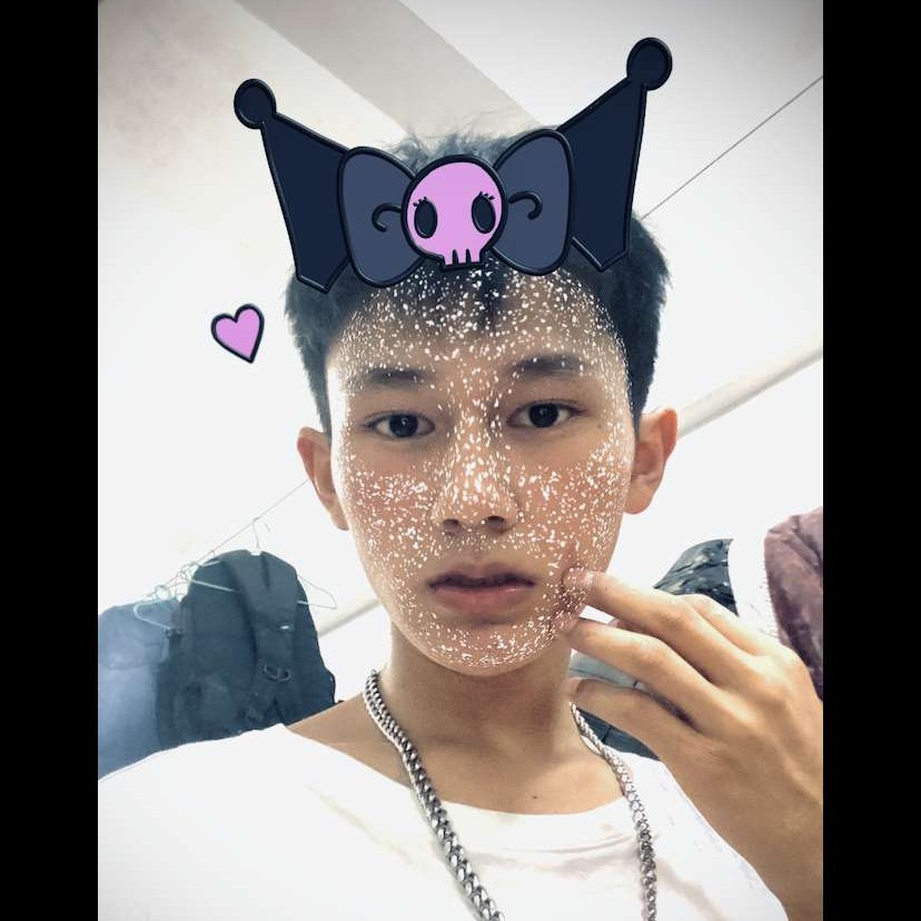 发箍挽手凶狠的照片