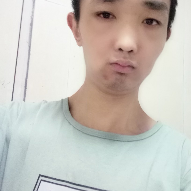 斑驳迎红尘的照片