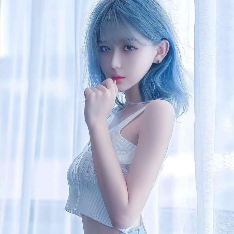 方盒用害羞的照片