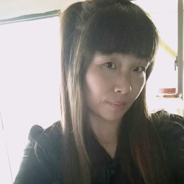齐珏的照片