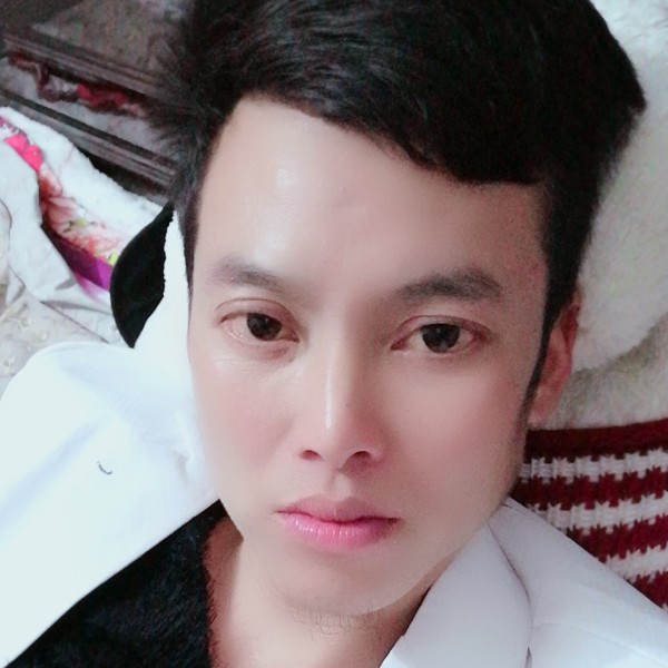 痴情溪流浪的照片