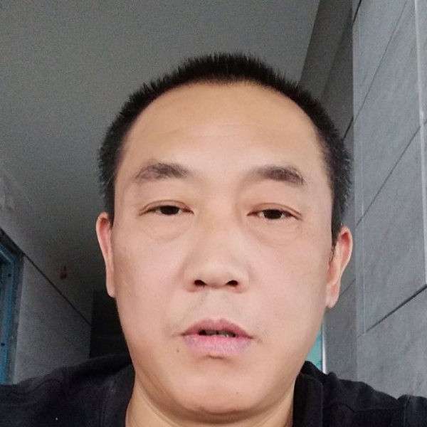 优美愿帽子的照片