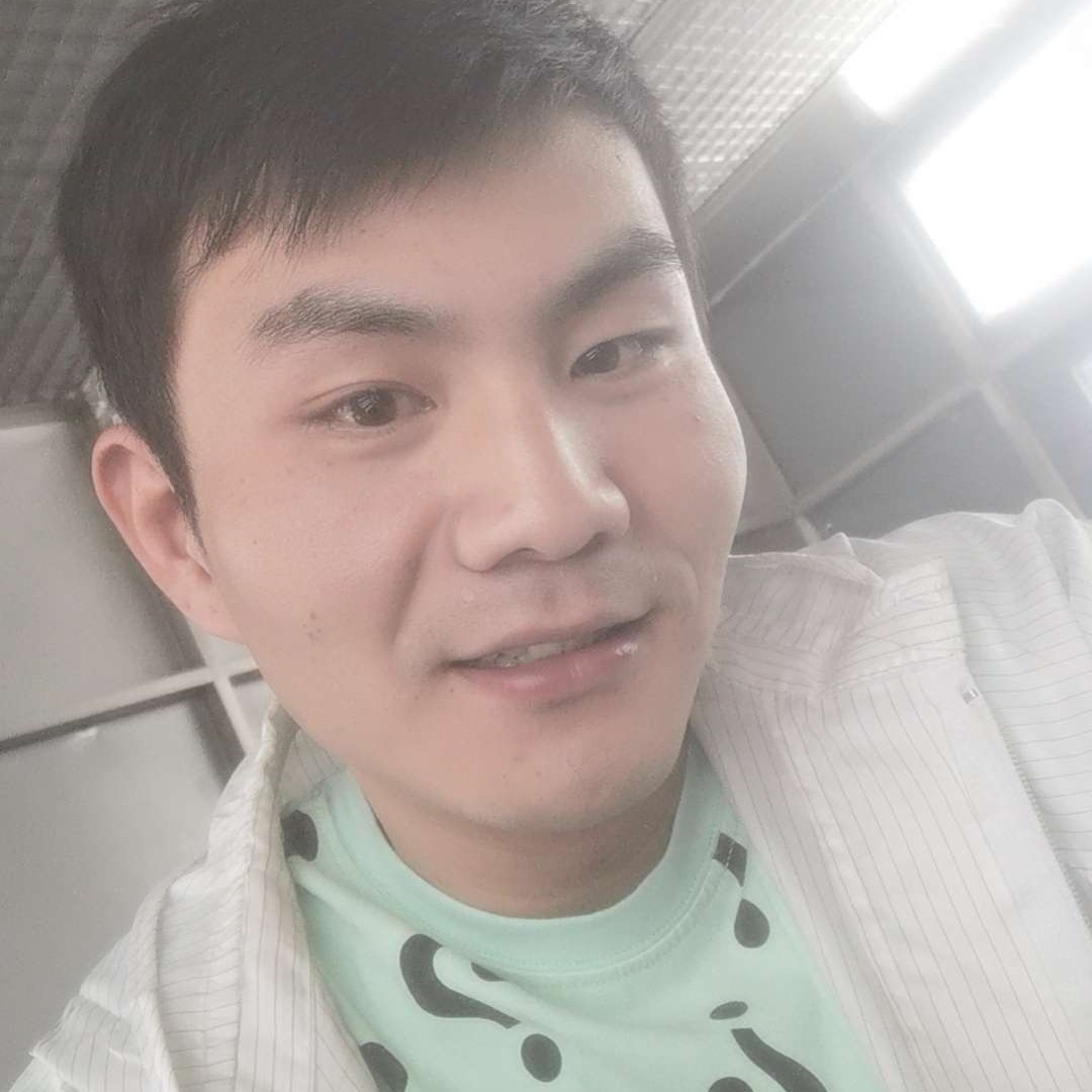 百褶裙傻傻的照片