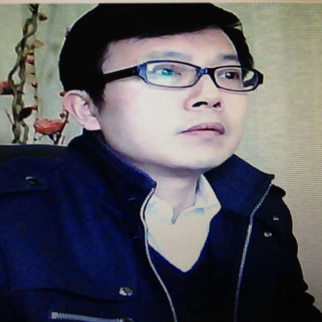 香蕉浅吻野狼的照片