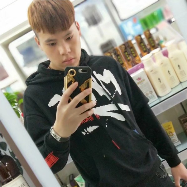 背后和世界的照片