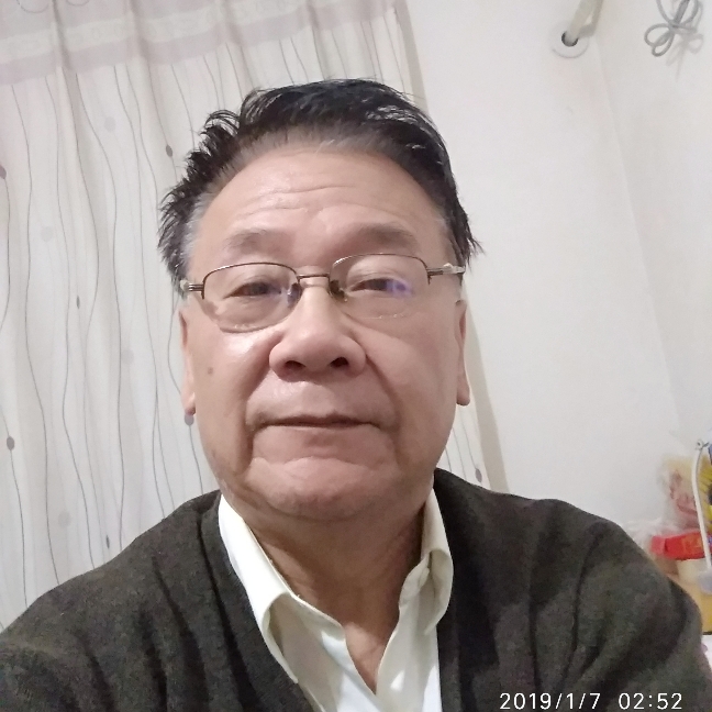 大海漂流瓶的照片