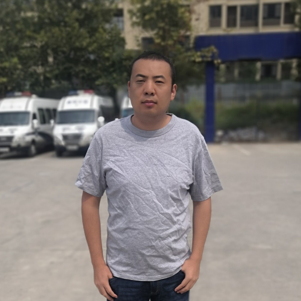 阿拉伯石油小王子的照片