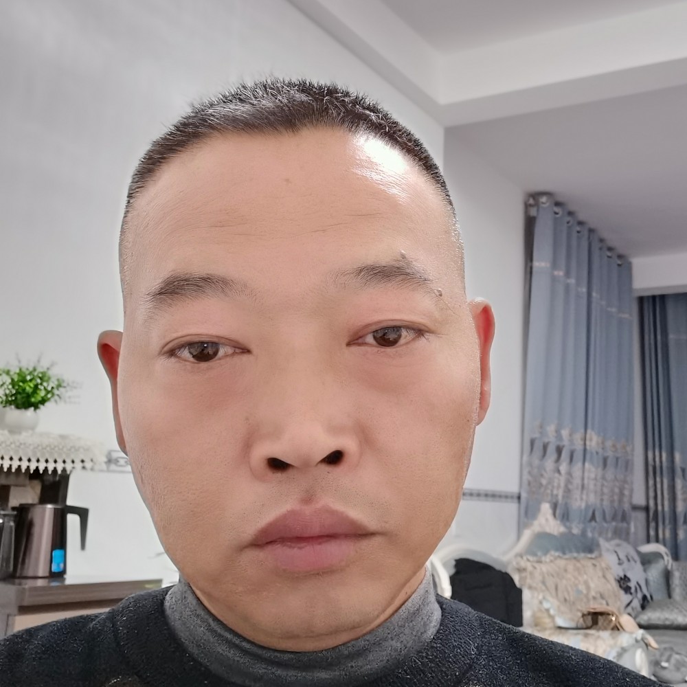 饱满挽手韶华的照片