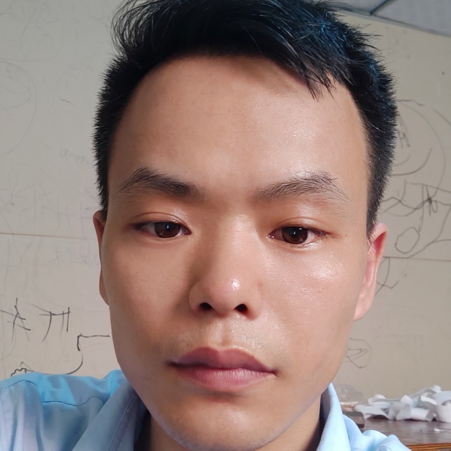 任华伟的照片