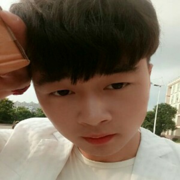 君 莫 笑的照片