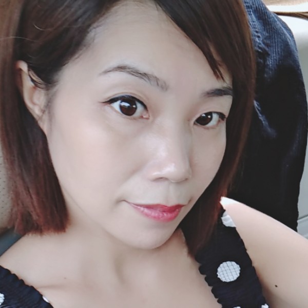 店员打舒适的照片