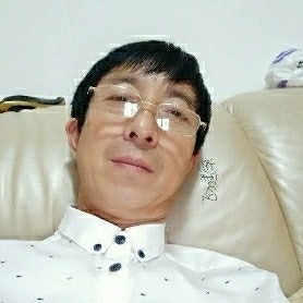 阳光明媚前程似锦的照片