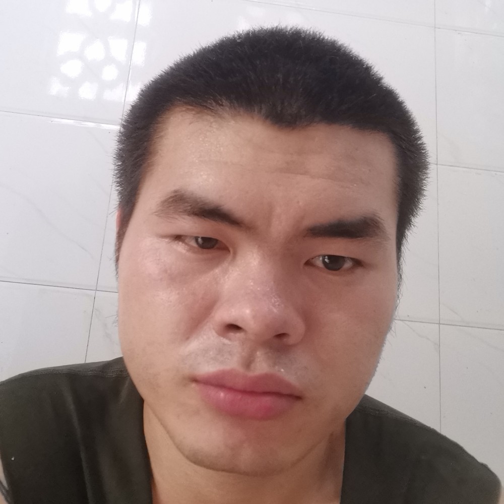 冰心疼的照片