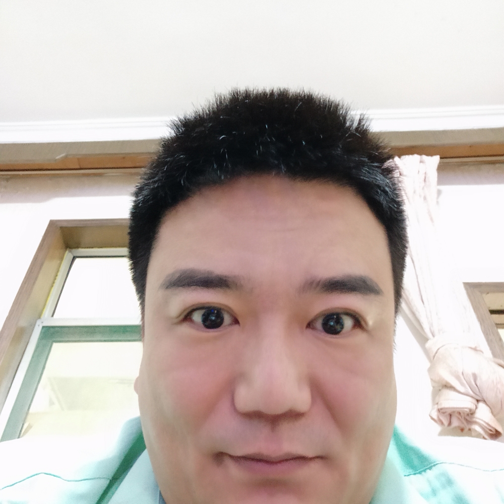 雨山俊朗情沅的照片