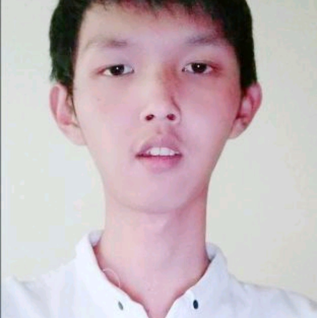 柔弱深拥若溪的照片