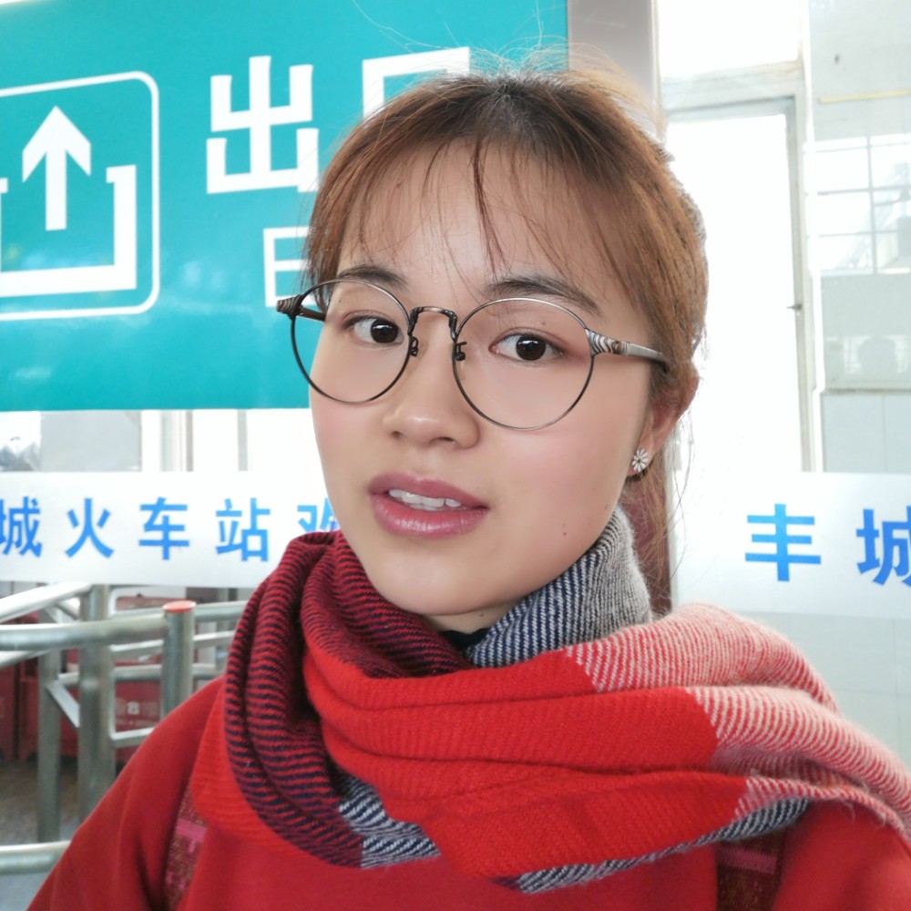 短婚未育的照片