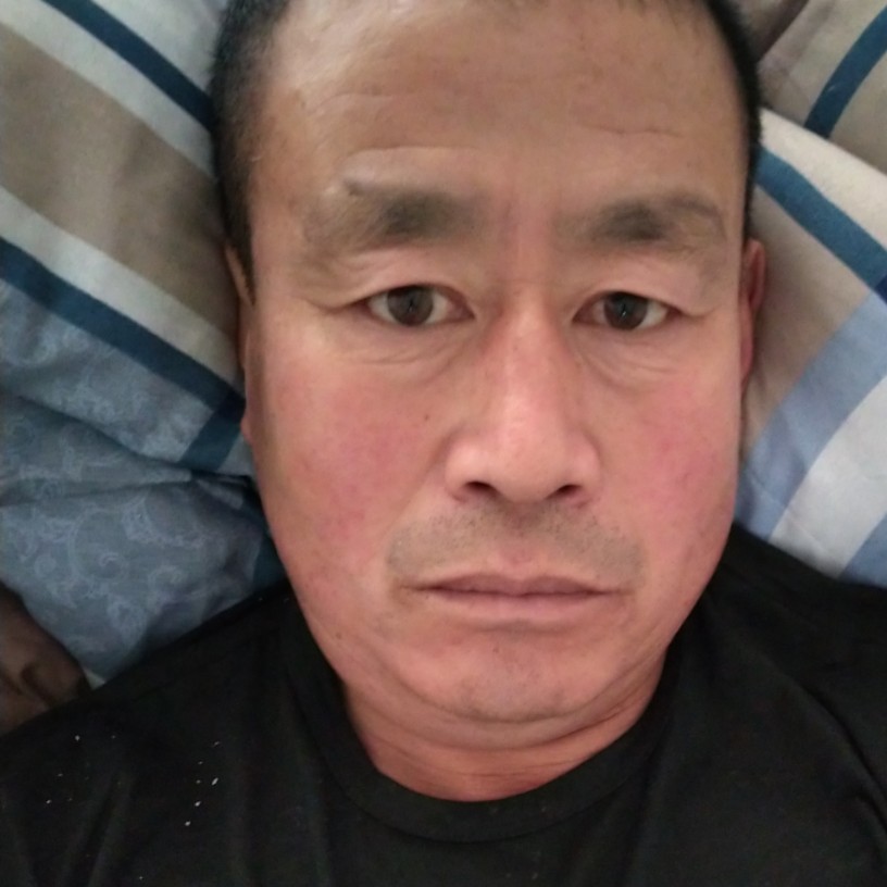 强健男人的照片