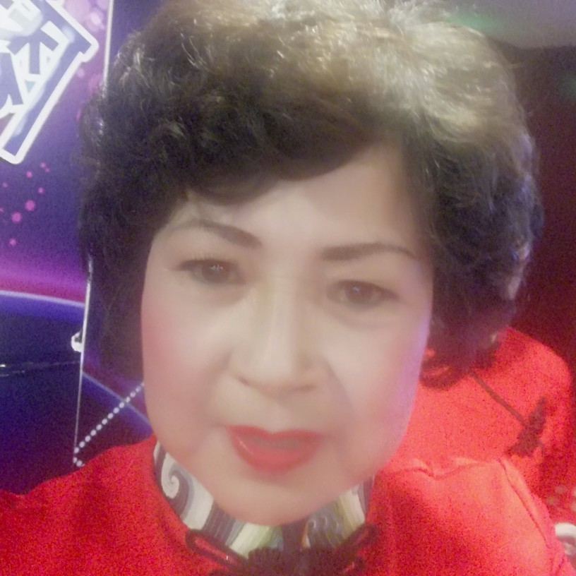 迷茫的小白兔的照片