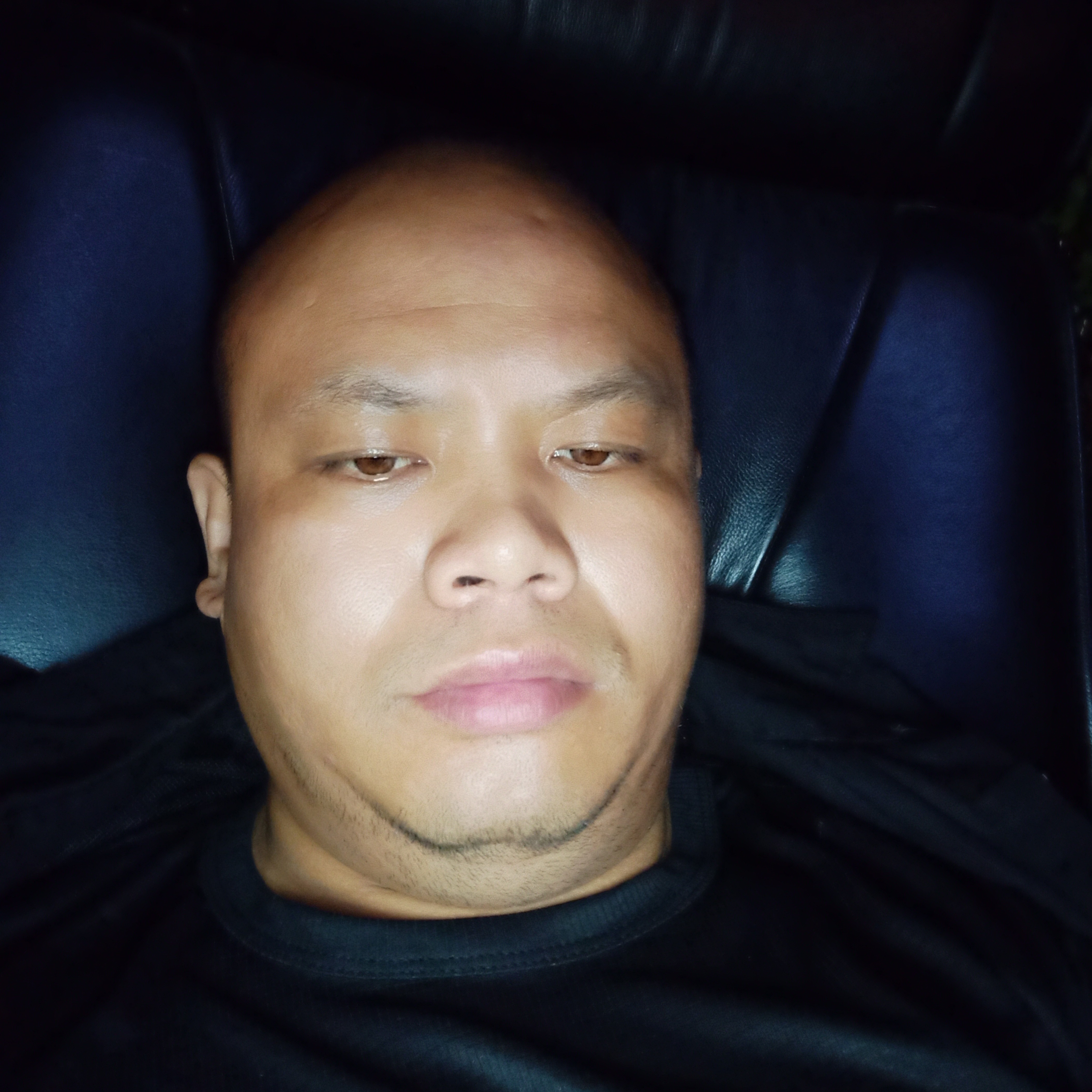 过客拿单身的照片