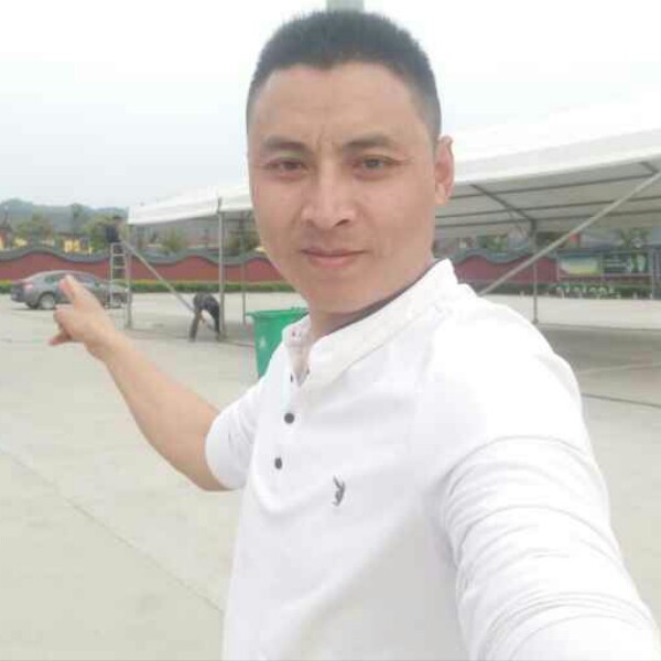 一个人彩虹的照片