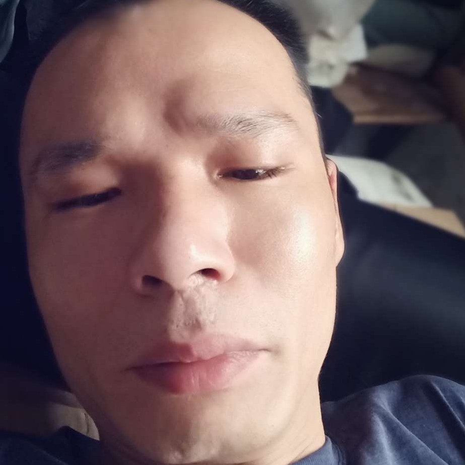 醉梦回首开朗的照片