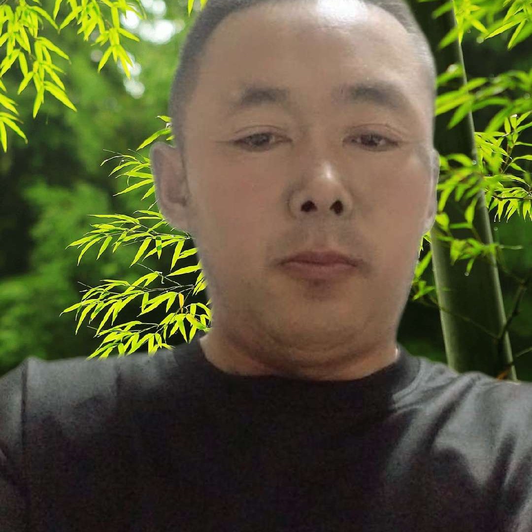 畅快苦恋美女的照片