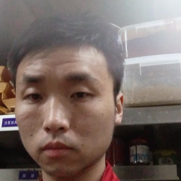 帅哥遇見可爱的照片