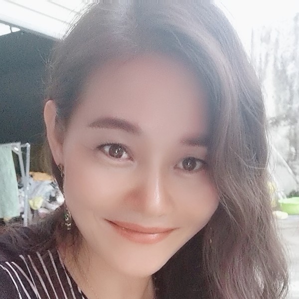 安静保卫哈密瓜的照片