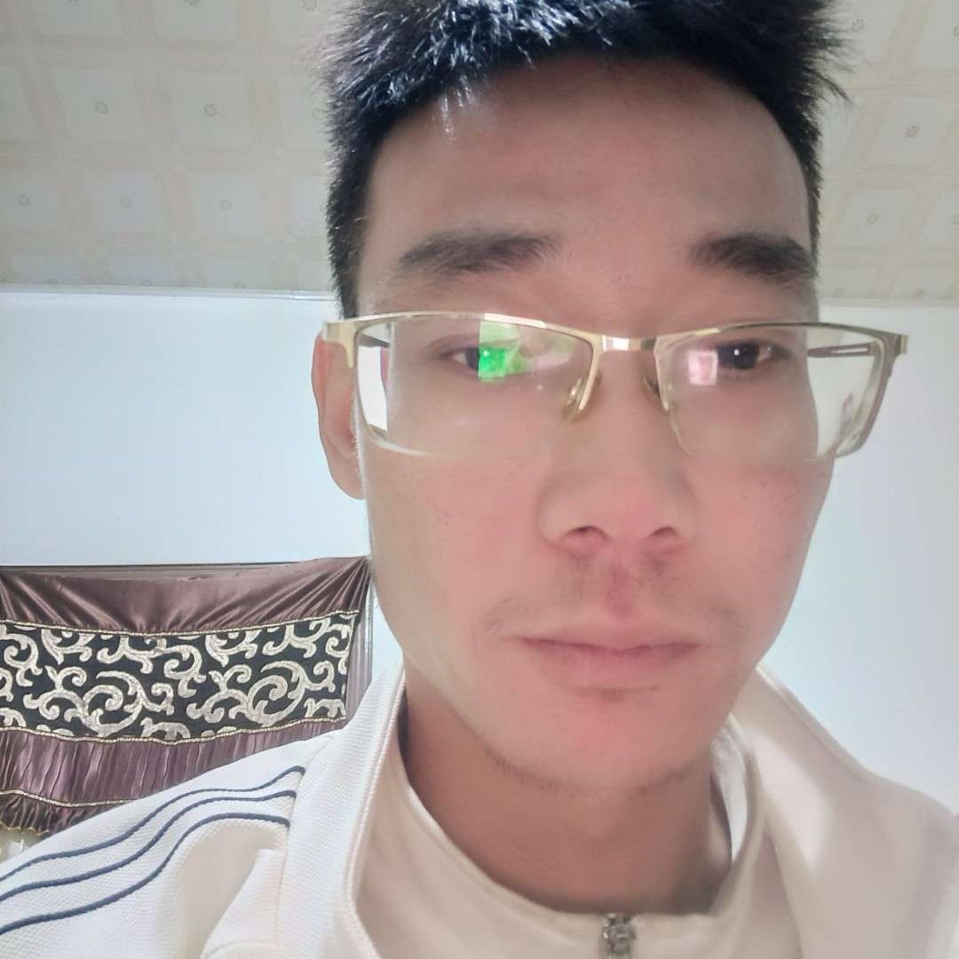 小虾米与朴素的照片