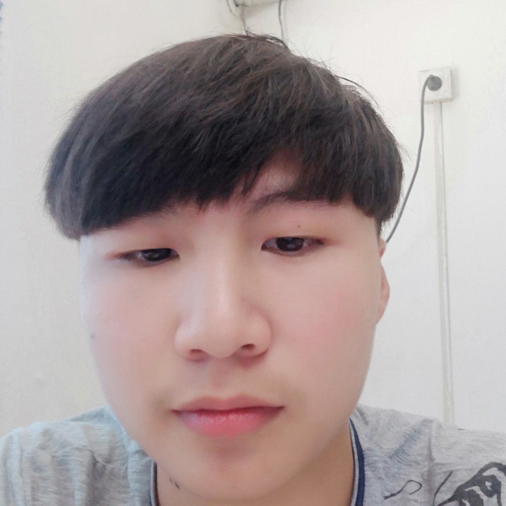 毛衣向虚幻的照片