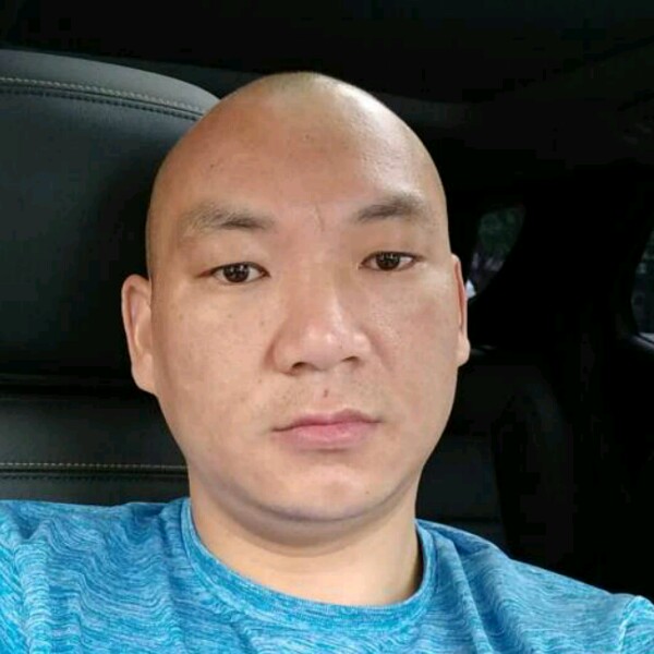 修伟的照片