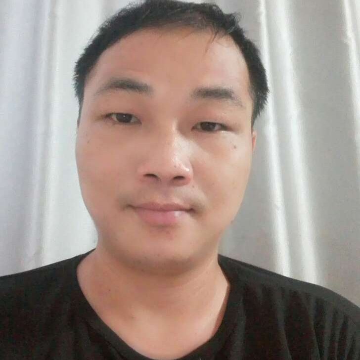 明媚迎过客的照片