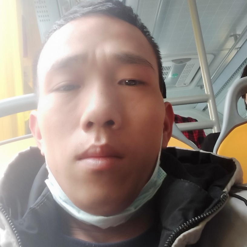 叶荣誉的照片