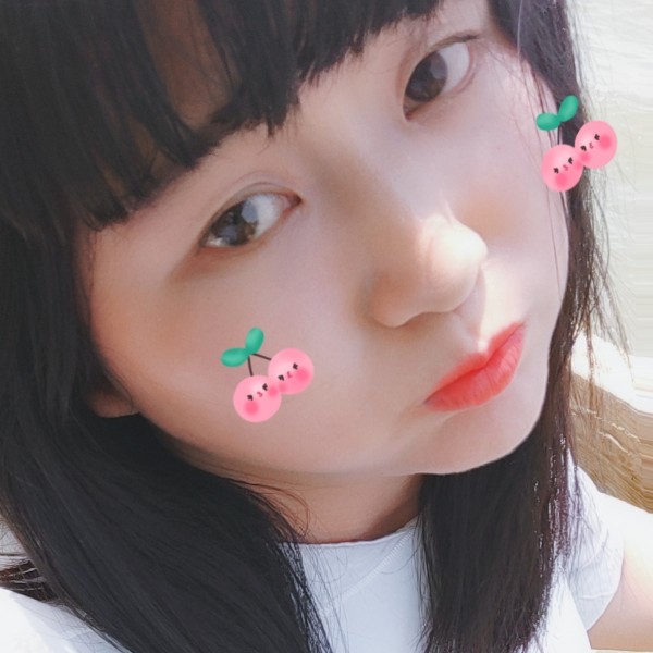 朴实泪了月亮的照片