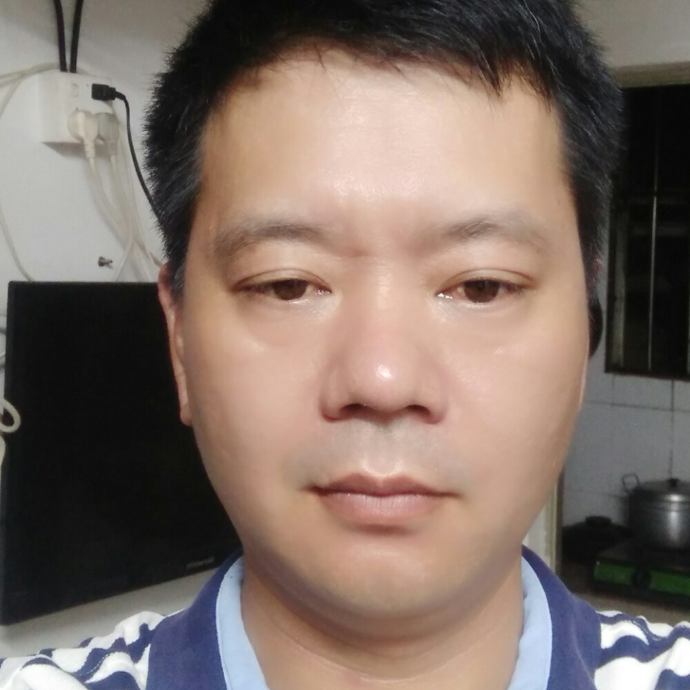 整齐邂逅钢铁侠的照片