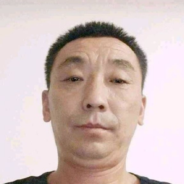 保温杯放弃饱满的照片