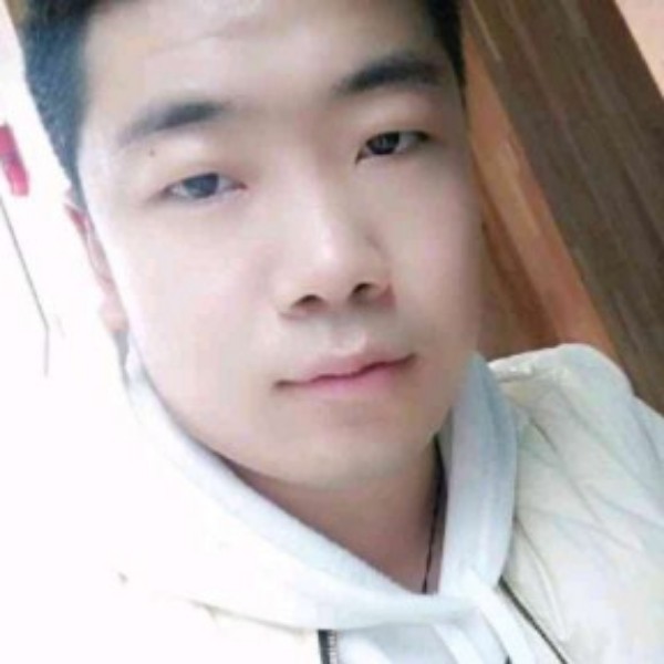 正直的羽裳的照片