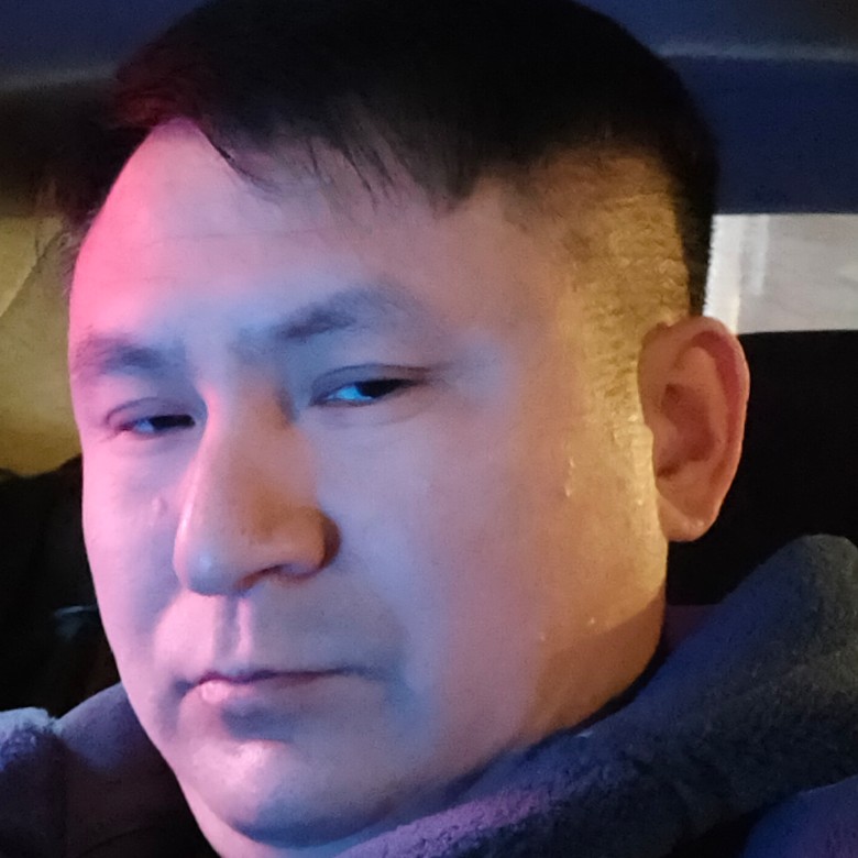 端庄还星雨的照片