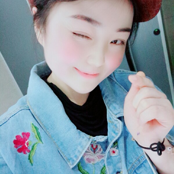 呆萌小熊猫的照片