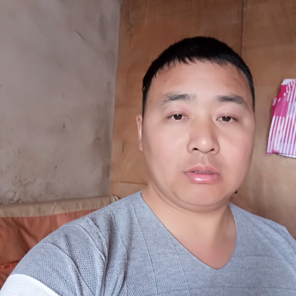 田政的照片
