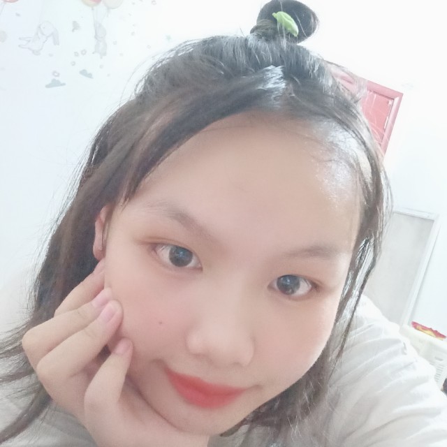 潇洒放弃裙子的照片