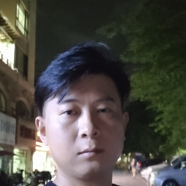 夜の寂寞的照片
