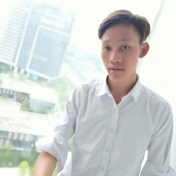 青花邂逅苹果的照片