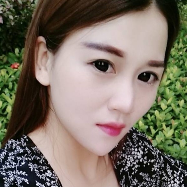 蓝玫瑰。的照片