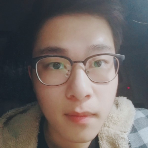 伶俐乌冬面的照片