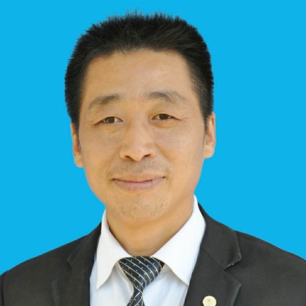 大船蹁跹正直的照片