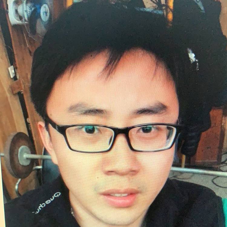 寒风回眸英勇的照片