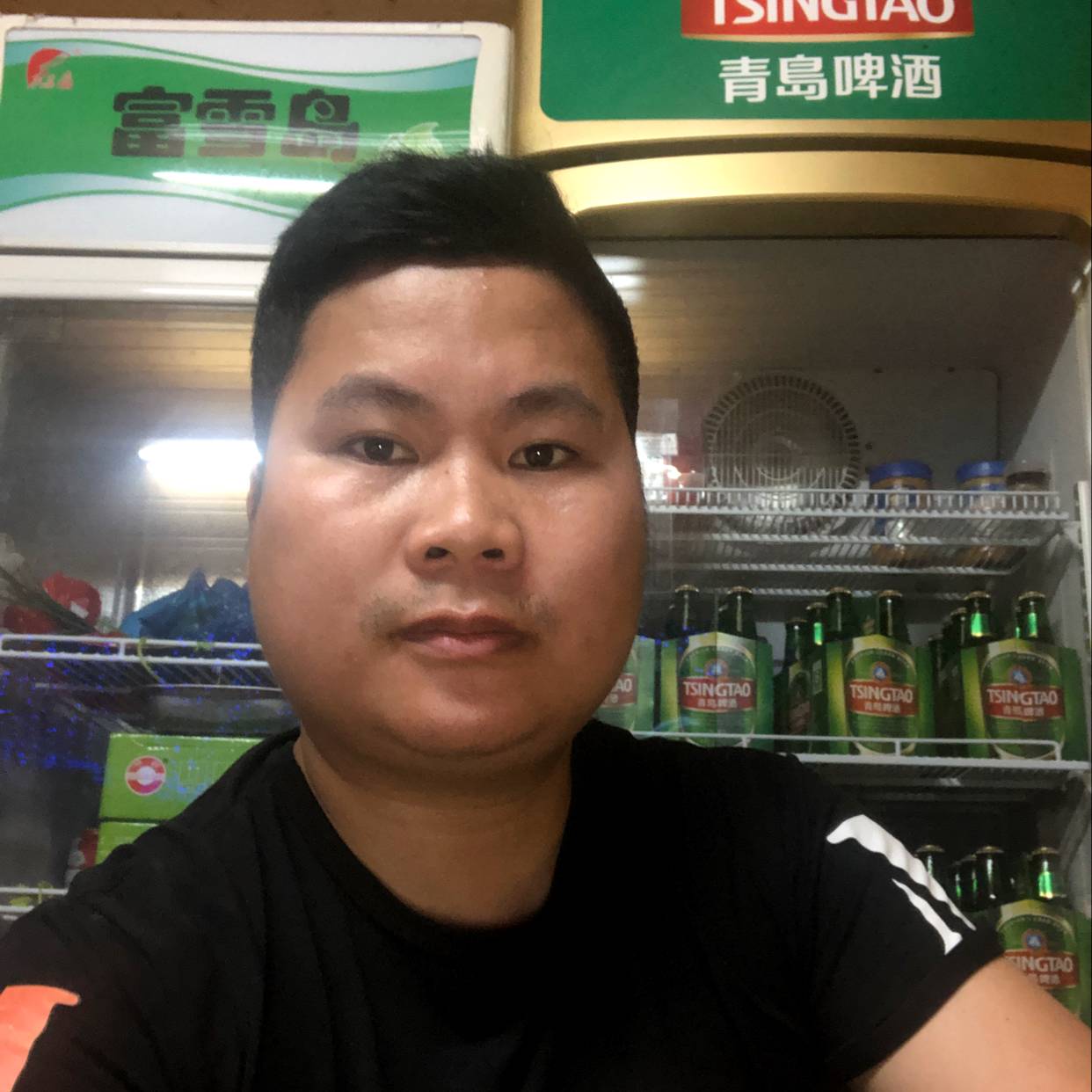 俊秀还沧澜的照片