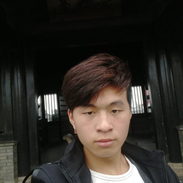 李帅旗的照片