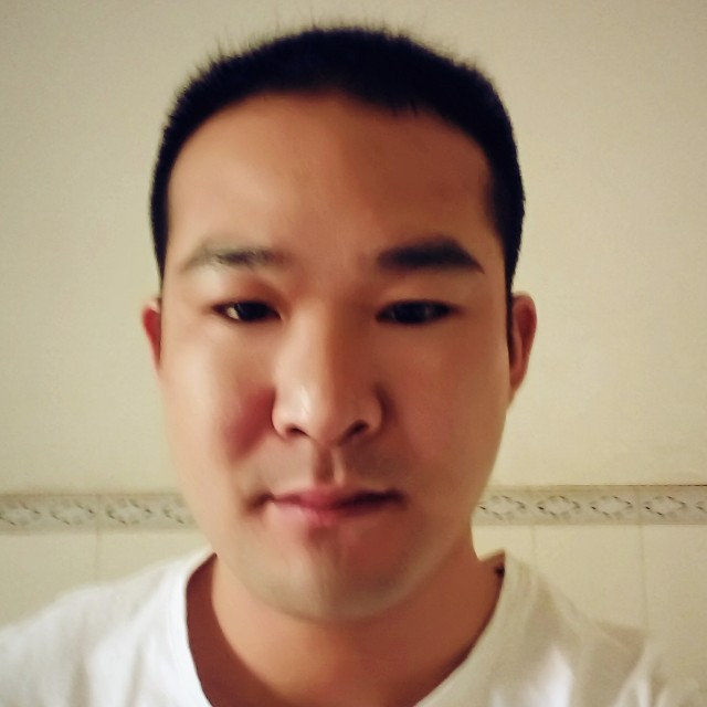 小熊猫眯眯眼的照片